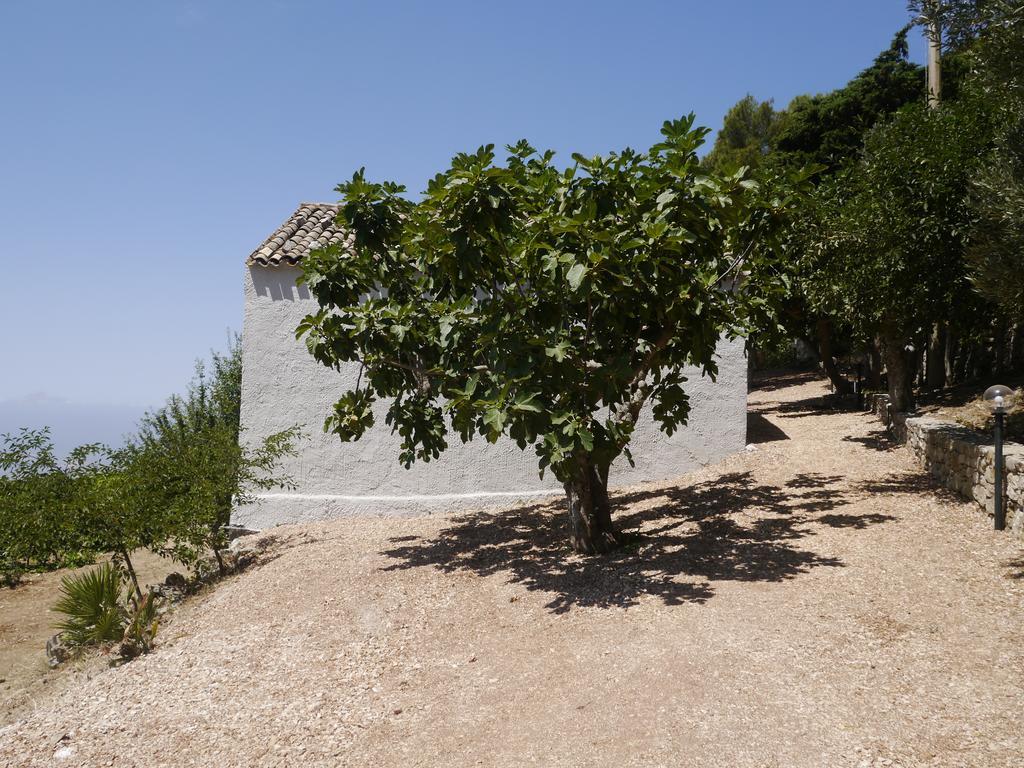 Casa Nel Vigneto Erice Pensionat Exteriör bild