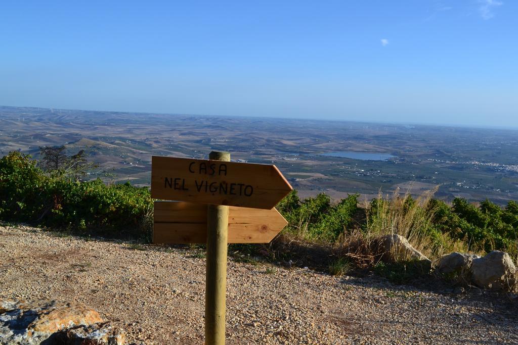 Casa Nel Vigneto Erice Pensionat Exteriör bild